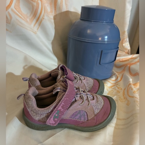 Bundle of Pink and Purple Toddler Girls Shoes - Picture 11 of 16